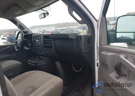 2020 Chevrolet Express Cargo Rwd 2500 Regular Wheelbase Wt из США, поврежденный, VIN 1GCWGAFG8L1270785